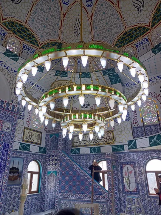 Çemberli cami avizesi uygulaması 09 – Medine Avize
