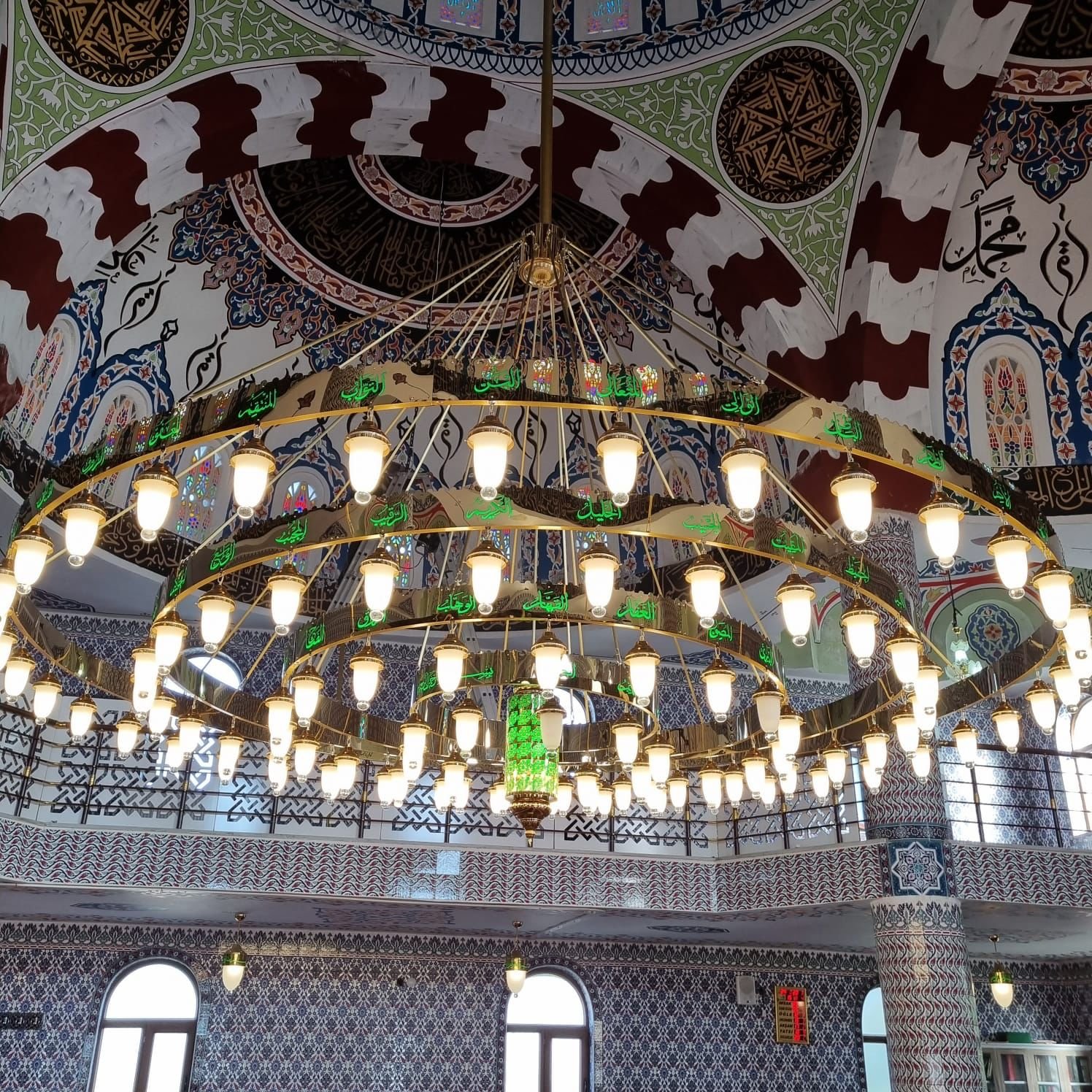 Çok katlı çemberli cami avizesi